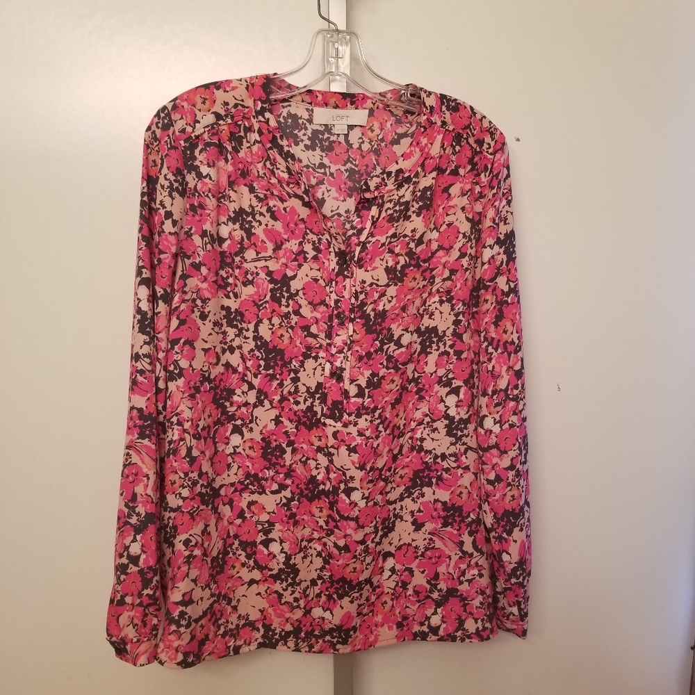 Woman's Loft Blouse Size Medium
